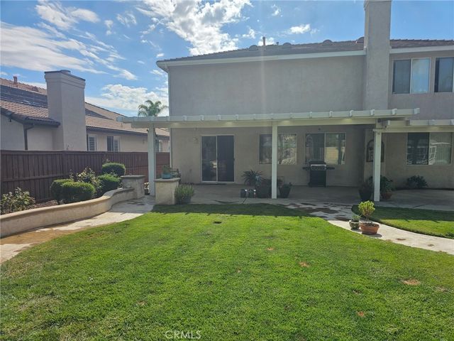 32380 Giverny CT, Winchester, CA 92596