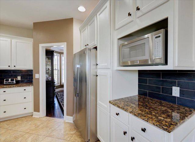 125 Buena Vista Drive, Frankfort, KY 40601