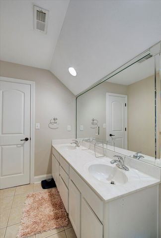 125 Buena Vista Drive, Frankfort, KY 40601