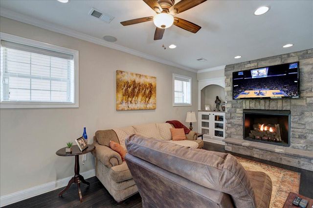 125 Buena Vista Drive, Frankfort, KY 40601