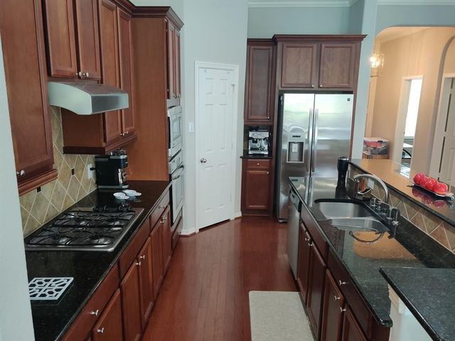 13401 Indigo Sands Drive, Pearland, TX 77584