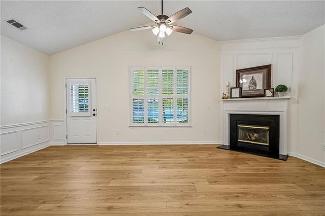 953 Camry Circle, Dallas, GA 30157