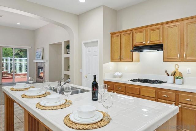 31986 CALLE BALAREZA, Temecula, CA 92592