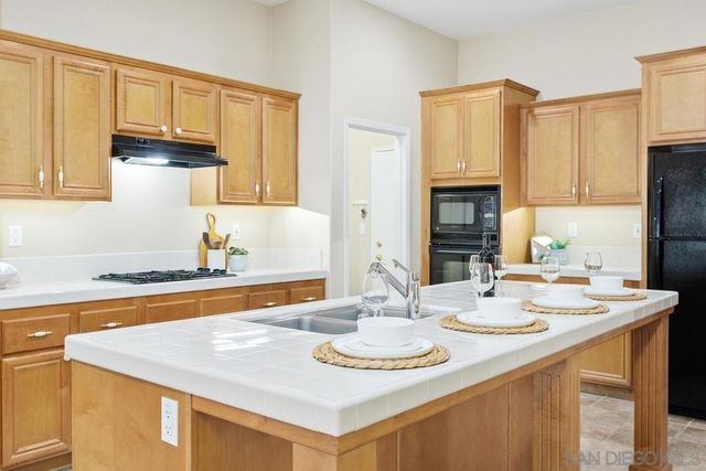 31986 CALLE BALAREZA, Temecula, CA 92592