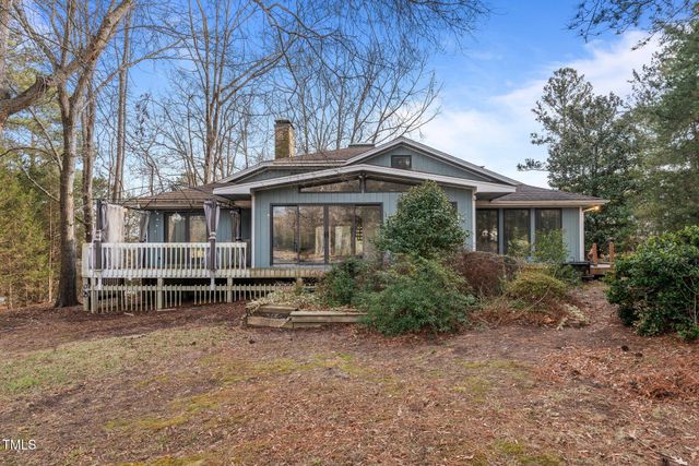 232 Lakeview Drive, Sanford, NC 27332