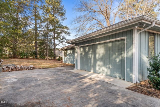 232 Lakeview Drive, Sanford, NC 27332