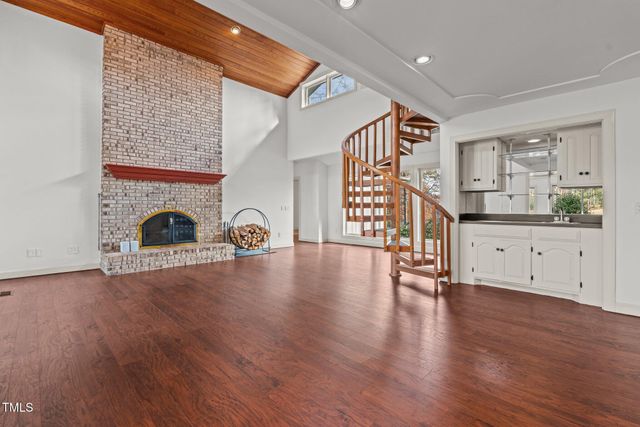 232 Lakeview Drive, Sanford, NC 27332