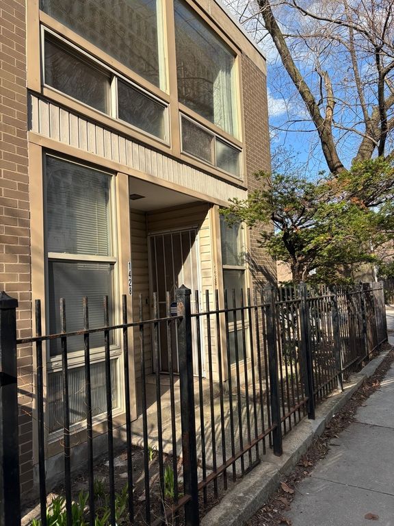 1428 E 55th Street, Chicago, IL 60615