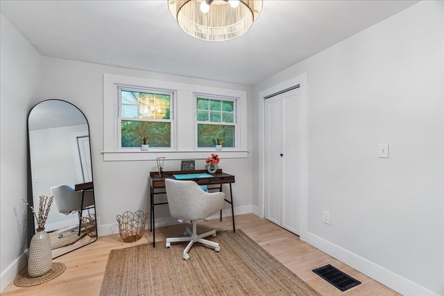 19 Bennett St, Wrentham, MA 02093