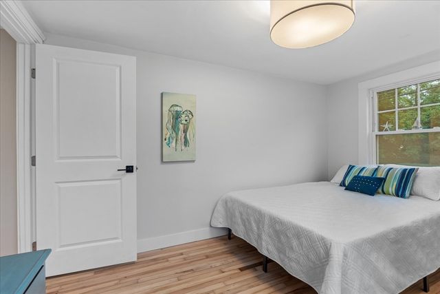 19 Bennett St, Wrentham, MA 02093
