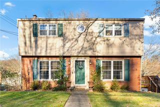203 Washington Rd, Forest Hills Boro, PA 15221
