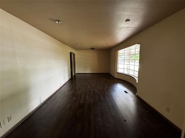 2501 NW 111th Street, Oklahoma City, OK 73120