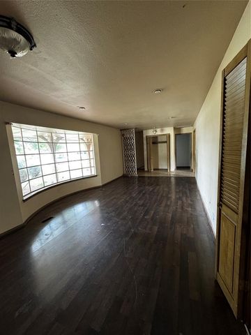2501 NW 111th Street, Oklahoma City, OK 73120