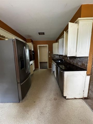 2501 NW 111th Street, Oklahoma City, OK 73120