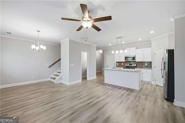 4816 Kittle Way, Lilburn, GA 30047