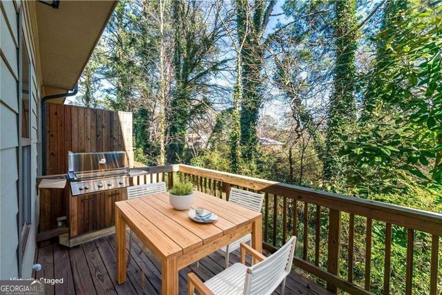 4816 Kittle Way, Lilburn, GA 30047