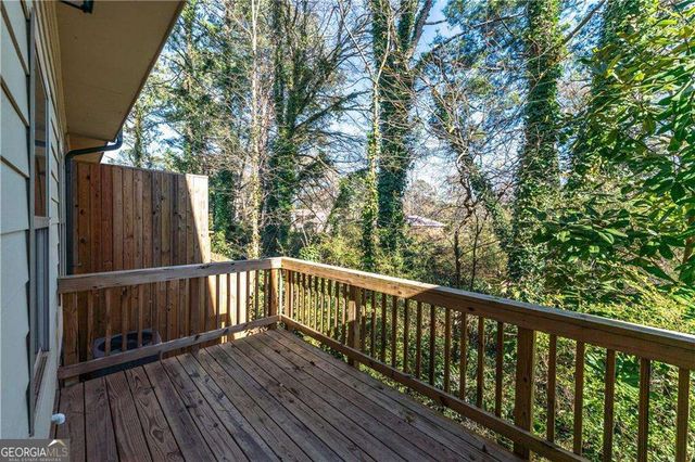 4816 Kittle Way, Lilburn, GA 30047