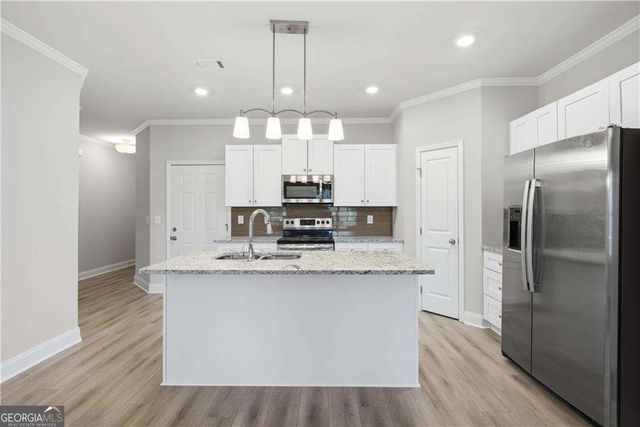 4816 Kittle Way, Lilburn, GA 30047