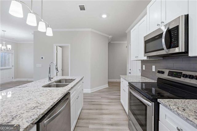 4816 Kittle Way, Lilburn, GA 30047