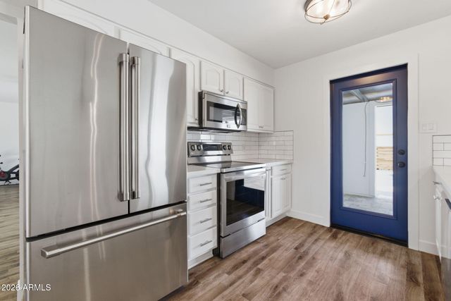 6432 E VIRGINIA Avenue, Scottsdale, AZ 85257