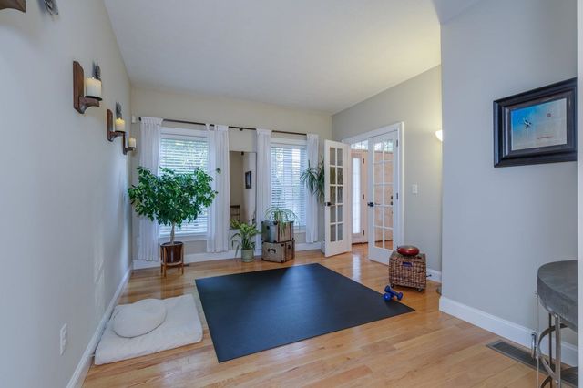 5 Glastombury Drive, Sandown, NH 03873