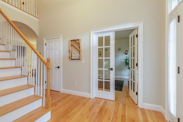 5 Glastombury Drive, Sandown, NH 03873