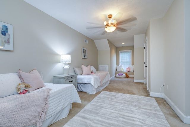 5 Glastombury Drive, Sandown, NH 03873