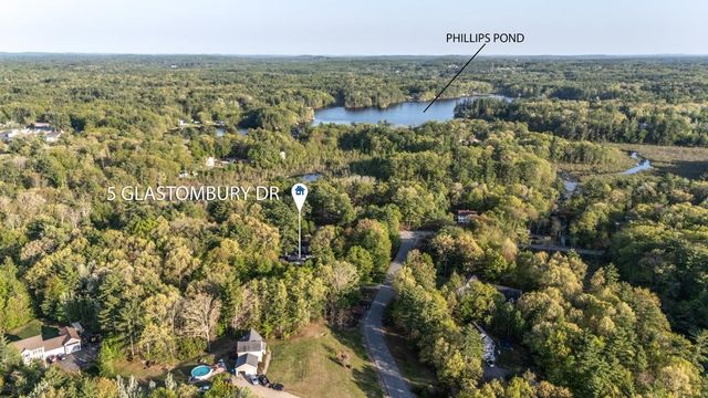 5 Glastombury Drive, Sandown, NH 03873