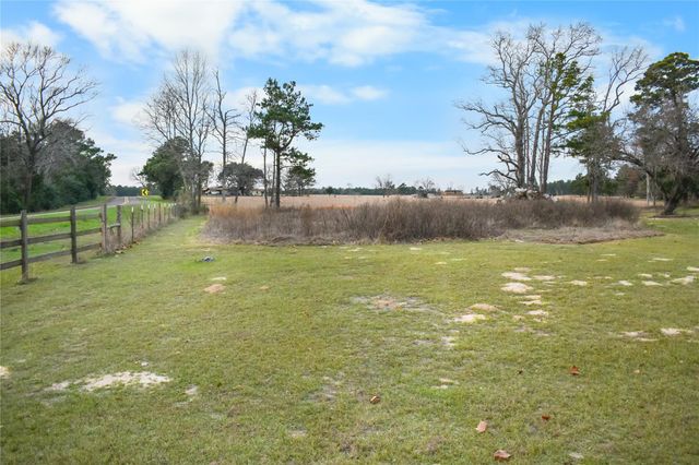 7530 Fm 227, Grapeland, TX 75844