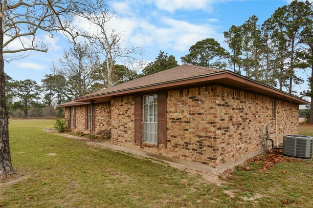 7530 Fm 227, Grapeland, TX 75844