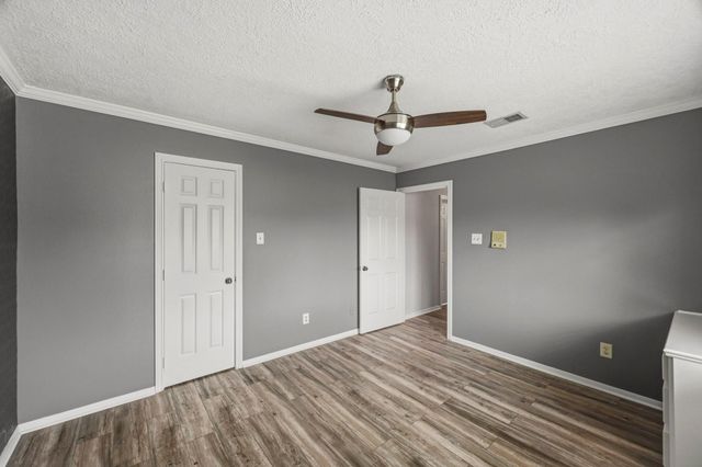 19930 Hickory Wind Drive, Humble, TX 77346