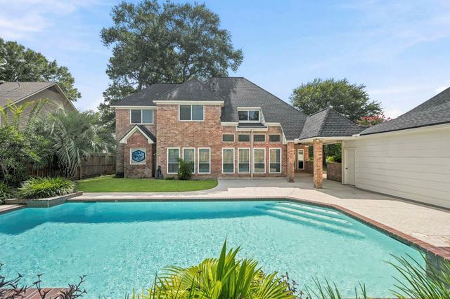 19930 Hickory Wind Drive, Humble, TX 77346