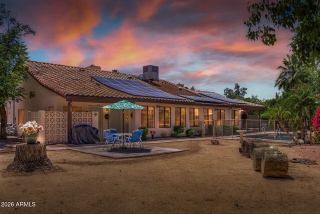 6248 W GRANDVIEW Road, Glendale, AZ 85306