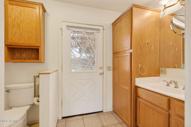 6248 W GRANDVIEW Road, Glendale, AZ 85306