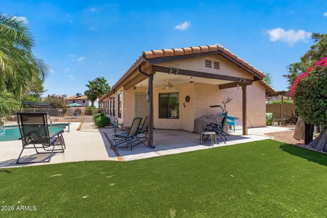 6248 W GRANDVIEW Road, Glendale, AZ 85306