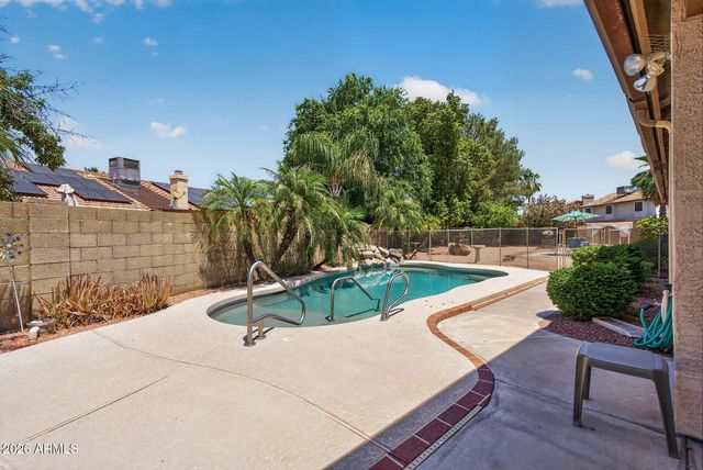 6248 W GRANDVIEW Road, Glendale, AZ 85306