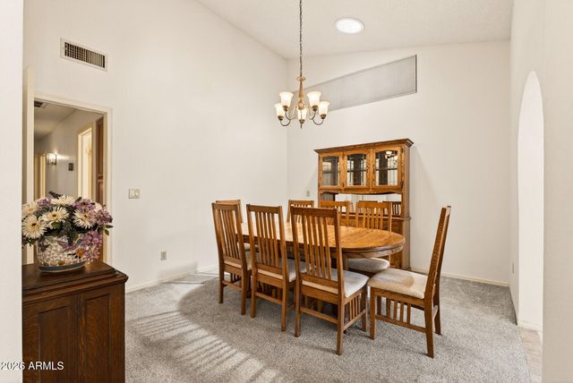 6248 W GRANDVIEW Road, Glendale, AZ 85306
