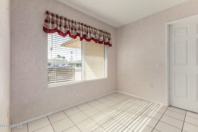 10620 W BURNS Drive, Sun City, AZ 85351