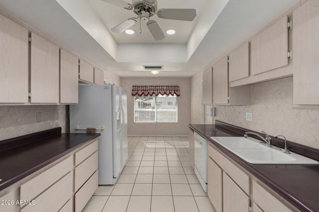 10620 W BURNS Drive, Sun City, AZ 85351