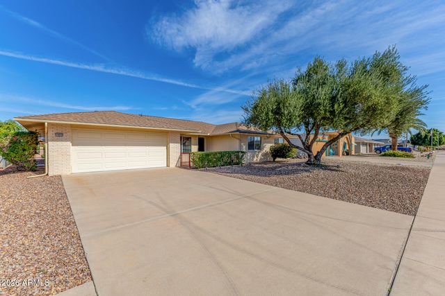 10620 W BURNS Drive, Sun City, AZ 85351