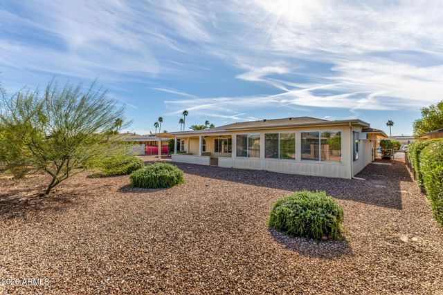 10620 W BURNS Drive, Sun City, AZ 85351