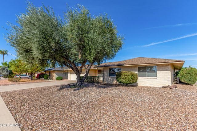 10620 W BURNS Drive, Sun City, AZ 85351