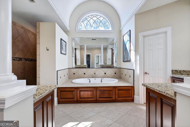 110 Turnberry Circle, Fayetteville, GA 30215