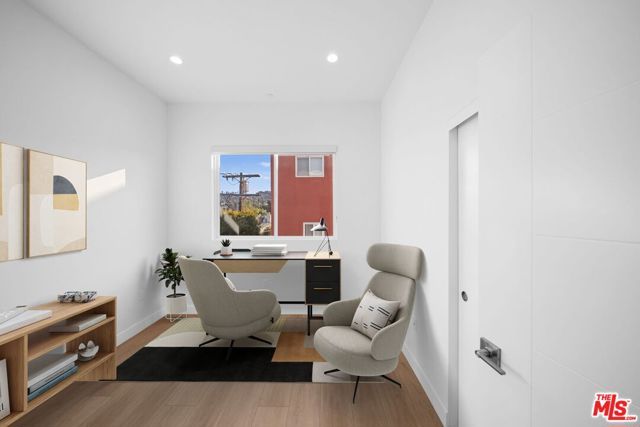 13846 Moorpark Street 202, Sherman Oaks, CA 91423