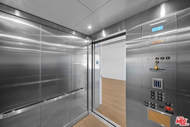 13846 Moorpark Street 202, Sherman Oaks, CA 91423