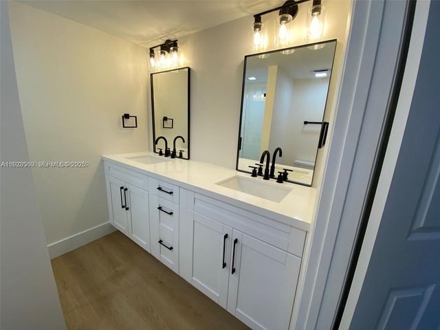 120 Heritage Way, West Palm Beach, FL 33407