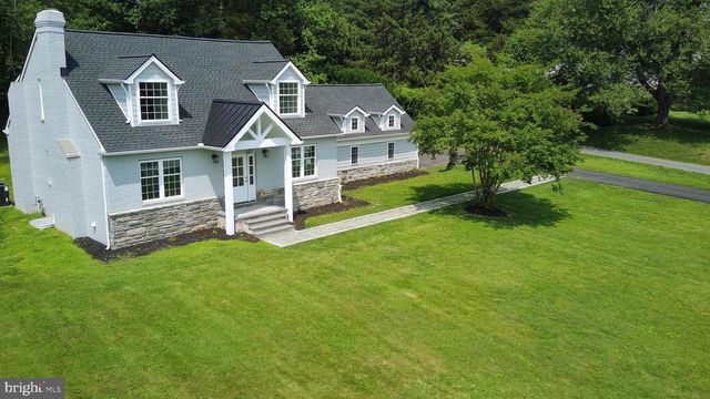 4909 THREADNEEDLE RD, Wilmington, DE 19807