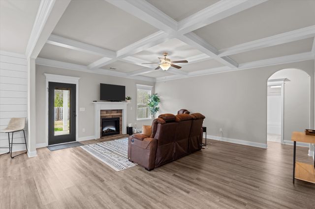 736 Courtland Lane, Harlem, GA 30814