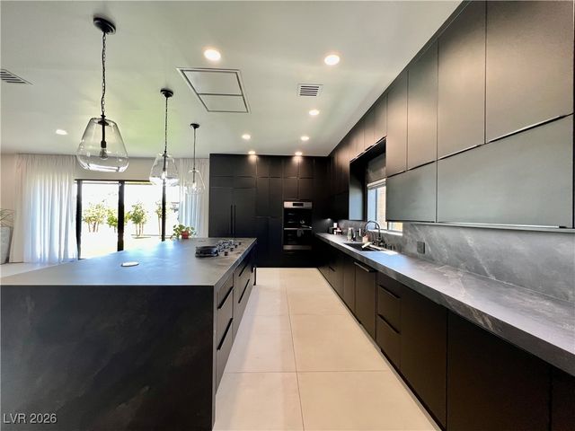 5790 Westwind Road, Las Vegas, NV 89118