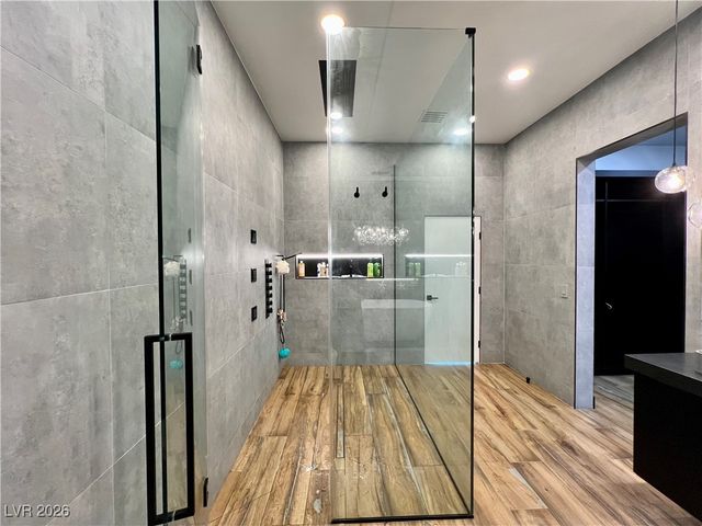 5790 Westwind Road, Las Vegas, NV 89118